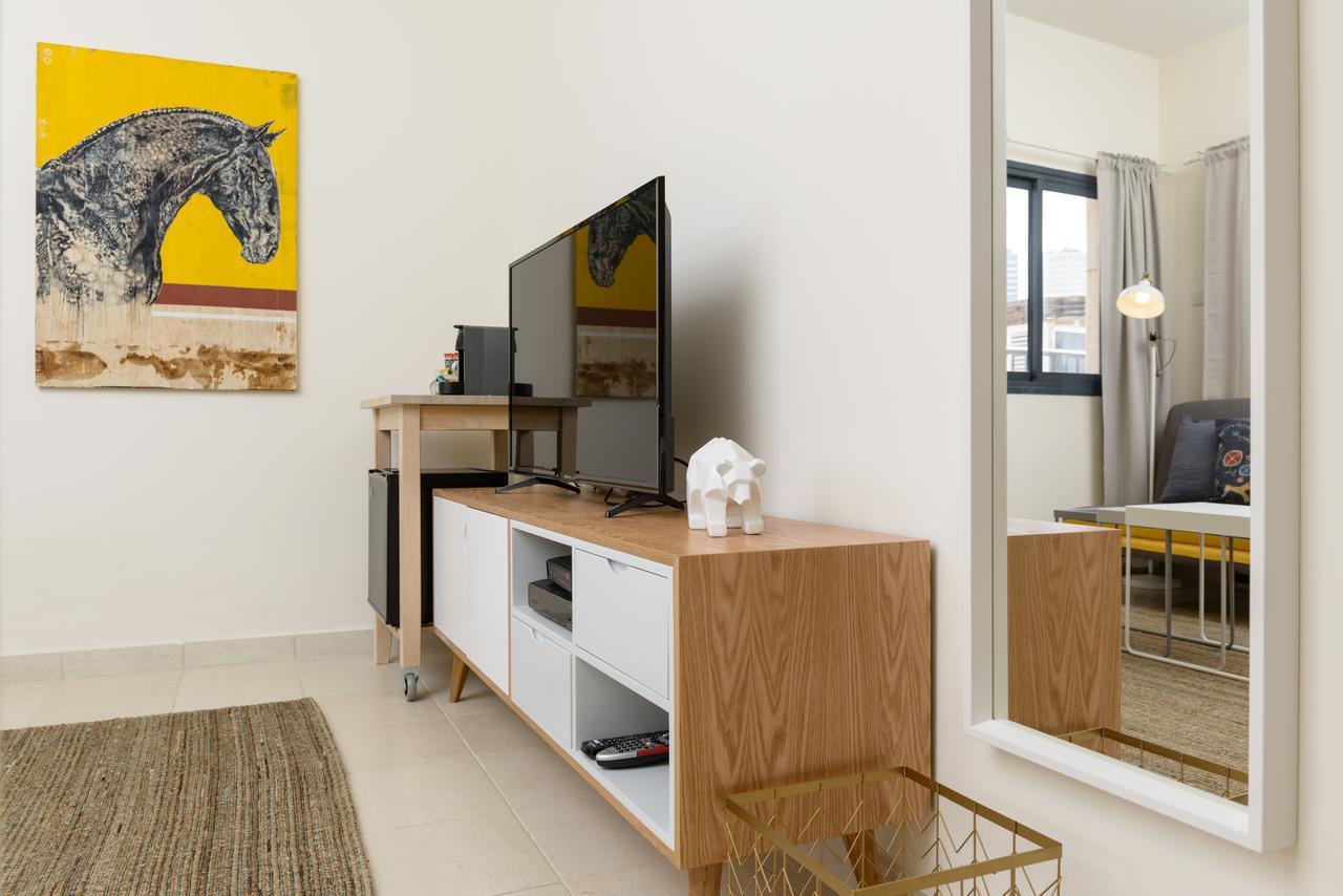 Luka 15 - By Beach Apartments Tlv Tel Aviv Exteriör bild