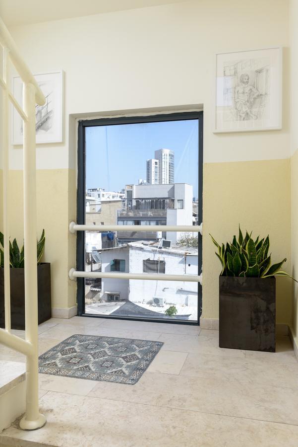 Luka 15 - By Beach Apartments Tlv Tel Aviv Exteriör bild